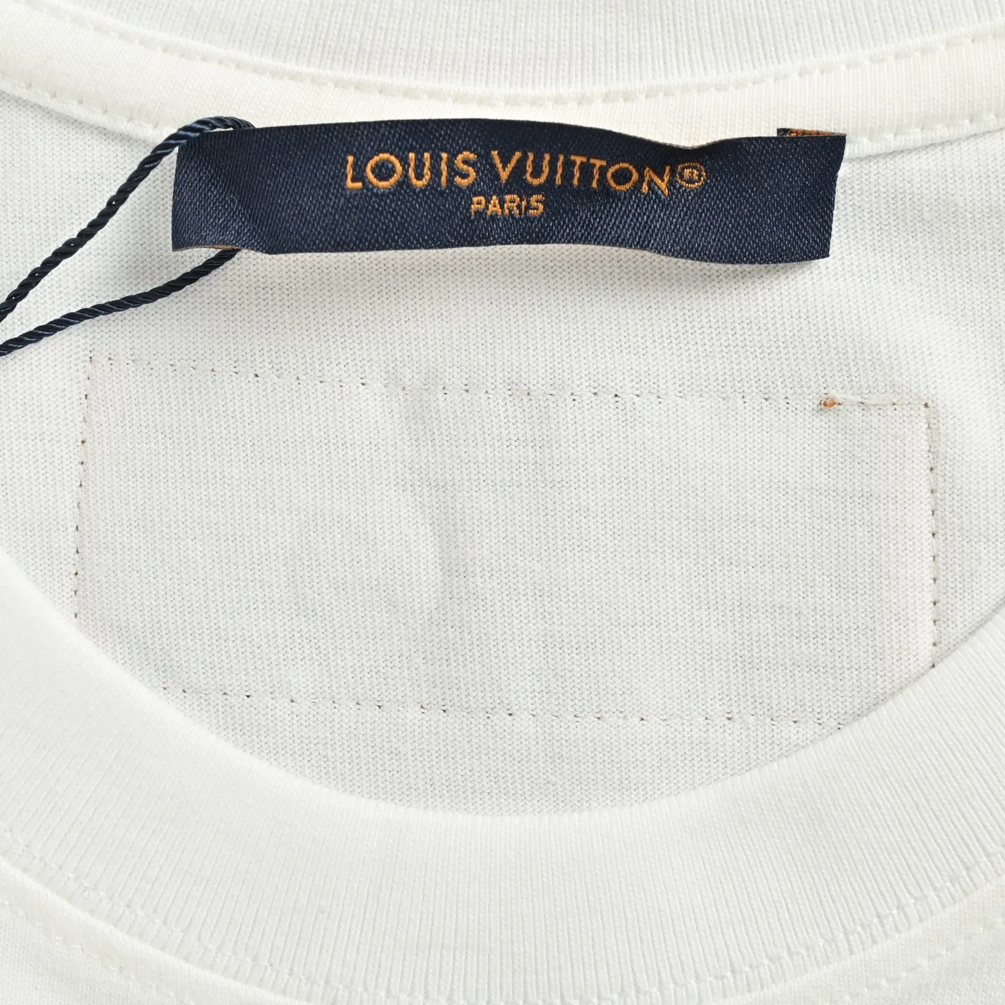 Louis Vuitton/Louis Vuitton 25ss four-leaf clover letter printed short sleeves on the back
